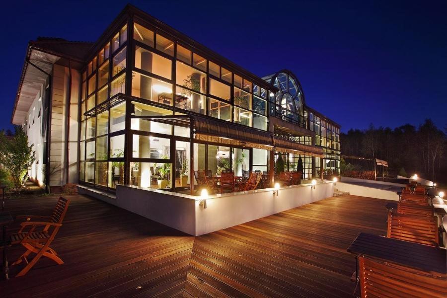 Glass Residence 오트보츠크 외부 사진
